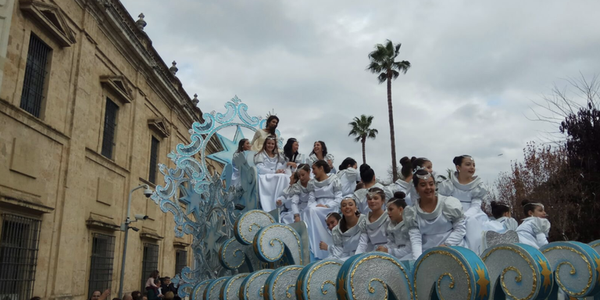 El Ayuntamiento activa desde hoy un dispositivo especial para la salida de los cortejos del Heraldo Real del Ateneo y los de los barrios de Sevilla Este, Triana y el Porvenir