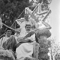 4. Carmen Sevilla, Estrella de la Ilusión en la Cabalgata de Reyes del Ateneo de Sevilla. 5 de enero de 1954 ©ICAS-SAHP, Fototeca Municipal de Sevilla, fondo Gelán