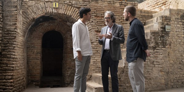 Rafael Riqueni trae a La Bienal su particular cuento sonoro sobre el descubrimiento de la  Cueva de Nerja